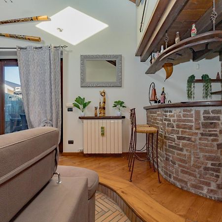 Вилла Malpensa Jacuzzi House Ferno Экстерьер фото